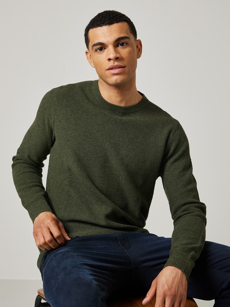 Tom genser 7504744_GUC-JEANPAUL-W23-Modell-Front_2136_Tom genser GUC.jpg_Front||Front