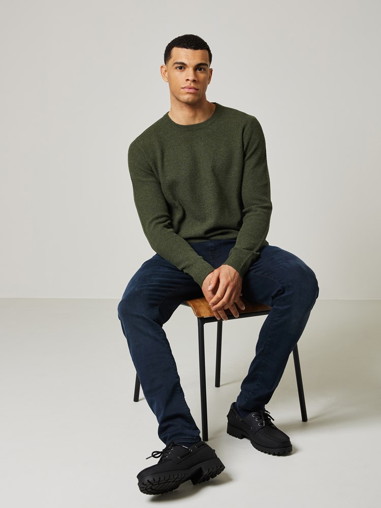 Tom genser 7504744_GUC-JEANPAUL-W23-Modell-Front_3027_Tom genser GUC.jpg_Front||Front