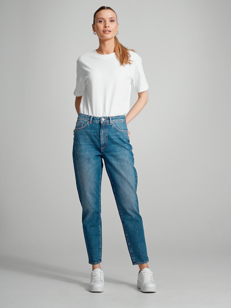 Helena mom comfort jeans 7504887_DAB-VAVITE-A23-Modell-Front_chn=match_813_Helena mom comfort jeans DAB_Helena mom comfort jeans DAB 7504887.jpg_Front||Front