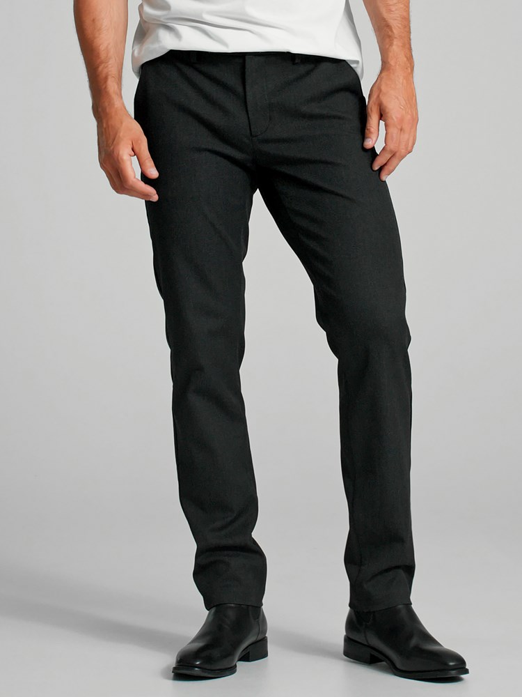 Lorenzo penbukse 7504916_ID9-MARIOCONTI-A23-Modell-Front_chn=match_132.jpg_Front||Front