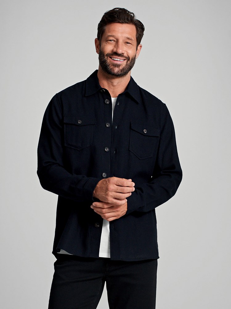 Samuel storskjorte 7504934_C27-MARIOCONTI-A23-Modell-Front_chn=match_3898.jpg_Front||Front