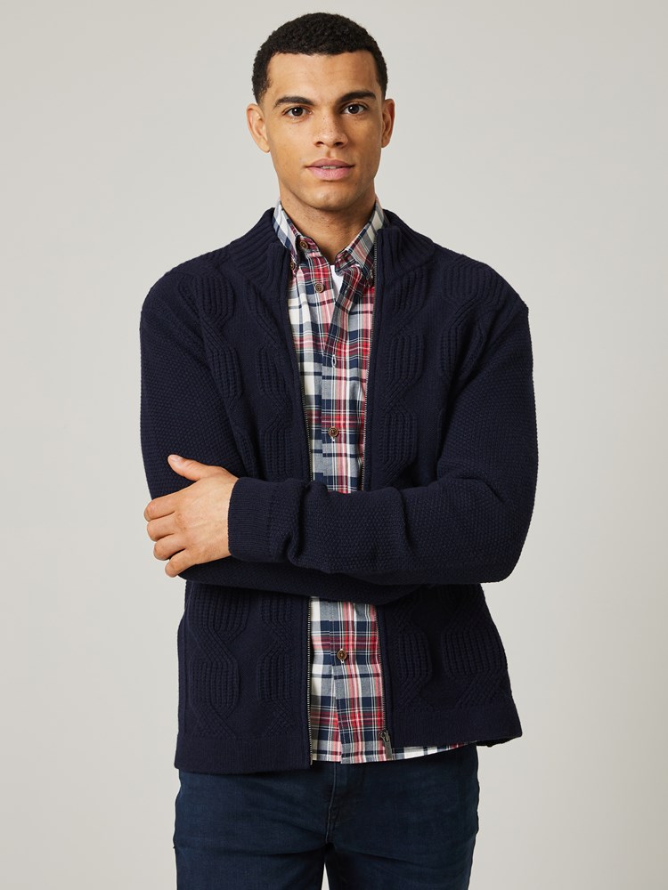 Tremblant cardigan 7504955_EM6-JEANPAUL-W23-Modell-Front_1377_Tremblant cardigan EM6.jpg_Front||Front