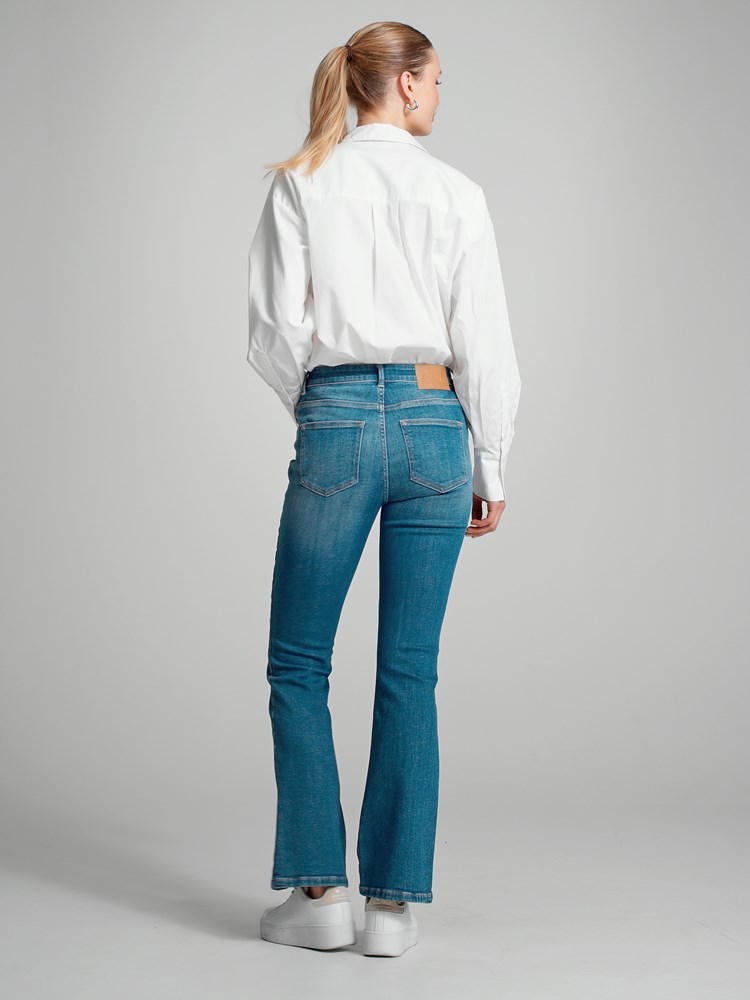 Sophia flared stretch jeans 7505043_D06-VAVITE-A23-Modell-Back_chn=match_7486_Sophia flared stretch jeans D06_Sophia flared stretch jeans D06 7505043.jpg_Back||Back