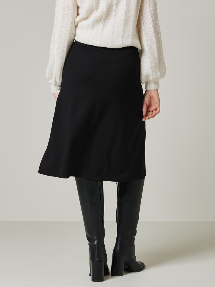Lulu skjørt 7505097_C25-JEANPAUL-W23-Modell-Front_1193_Lulu skjørt C25_Lulu skjørt C25 7505097.jpg_Front||Front