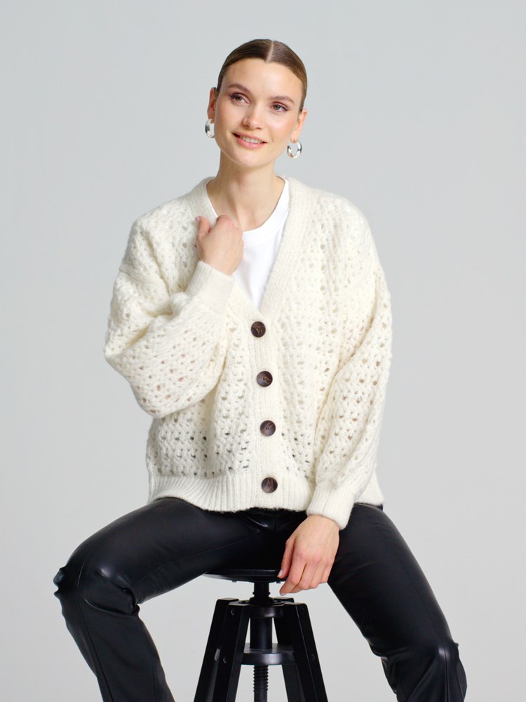 Xenia cardigan 7505099_O79-DONNA-A23-Modell-Front_chn=match_7891_Xenia cardigan O79_Xenia cardigan O79 7505099.jpg_Front||Front