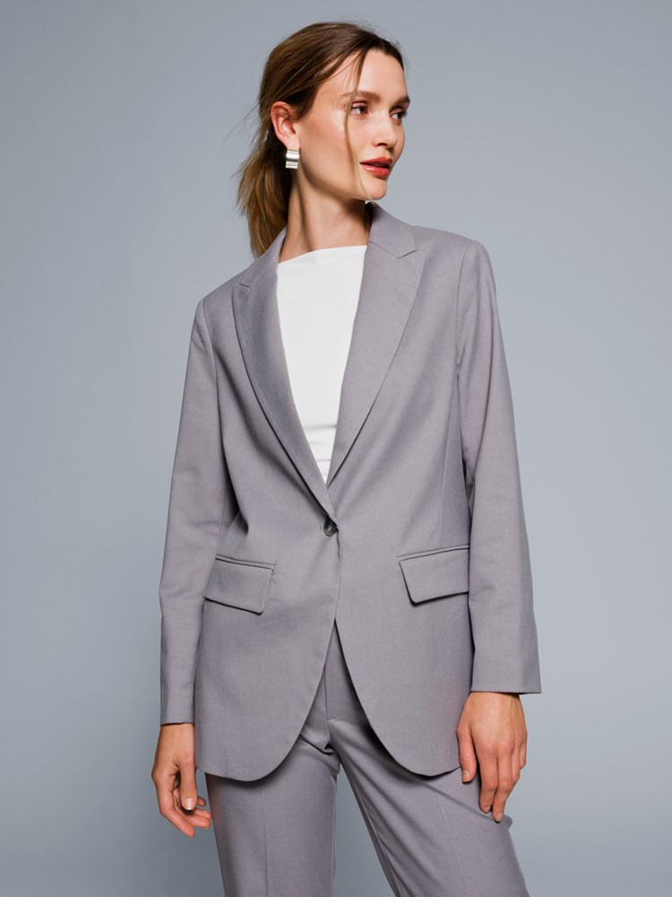 Ritz blazer 7505132_IEF-DONNA-W23-Modell-Front_chn=match_4499_Ritz blazer IEF 7505132.jpg_Front||Front