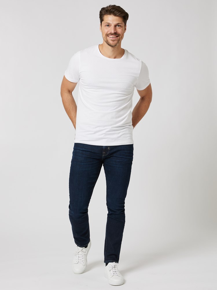Slim Bill 7505134_D03-HENRYCHOICE-A23-Modell-Front_chn=boys_7161_Slim Bill D03 7505134_7505134 D03.jpg_Front||Front