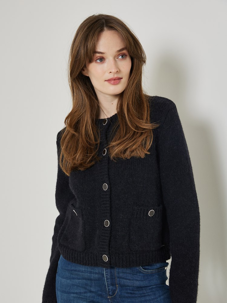Coco cardigan 7505164_C25-JEANPAUL-W23-Modell-Front_17_Coco cardigan C25_Coco cardigan C25 7505164.jpg_Front||Front