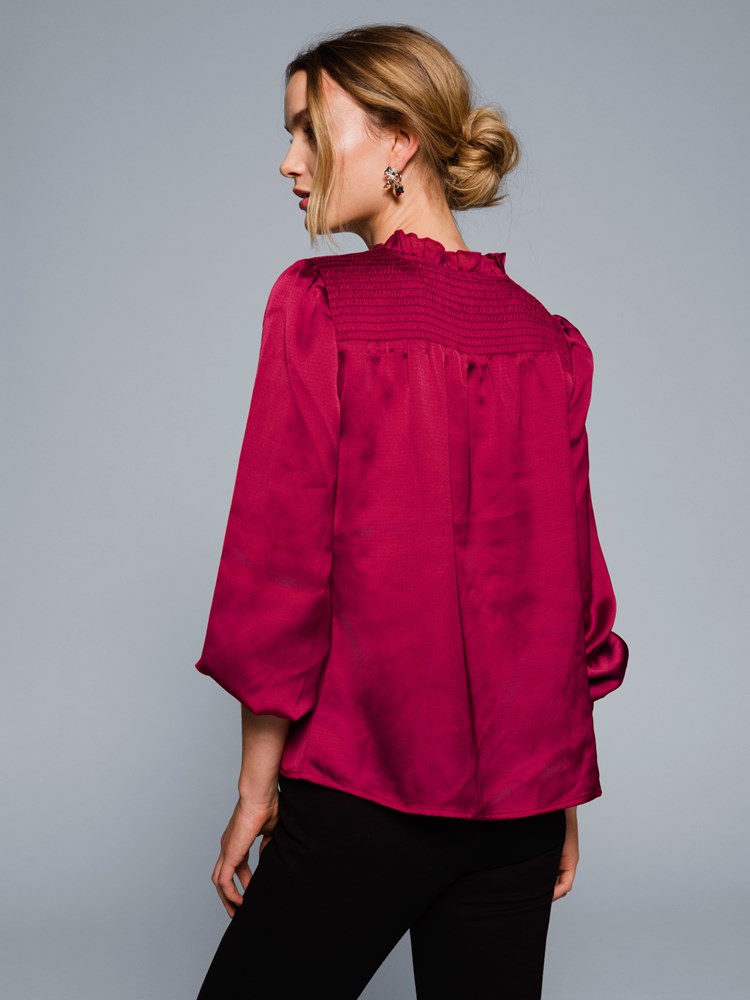 Leia bluse 7505351_MWH-VAVITE-W23-Modell-back_Leia bluse MWH_Leia bluse MWH 7505351.jpg_Back||Back