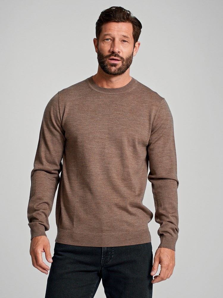 Berto merino genser 7505363_AIE-MarioConti-A23-modell-front.jpg_Front||Front