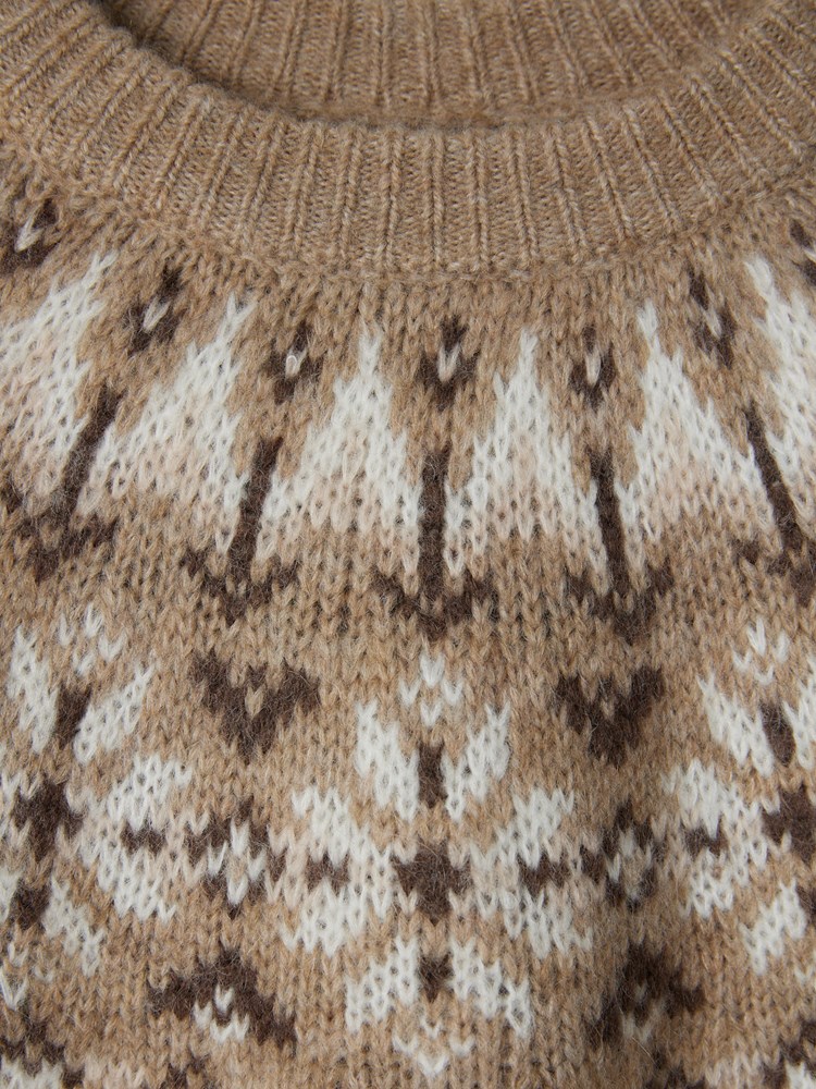 Alicia genser 7505418_A2G-VAVITE-W23-Front_7449_Alicia genser A2G_Alicia genser A2G 7505418.jpg_Front||Front
