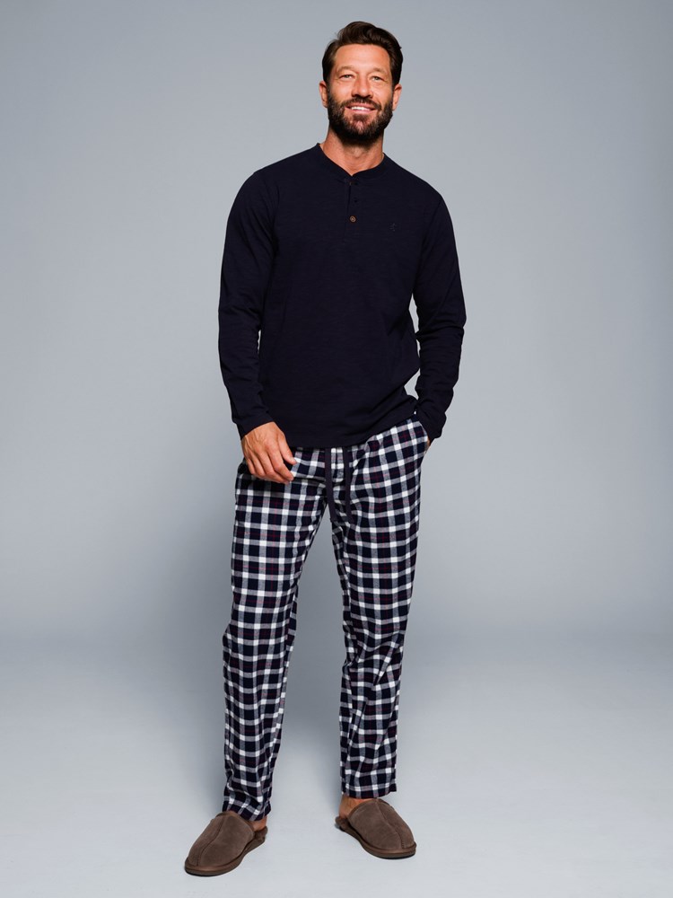 Aspen pysjbukse 7505466_C29-REDFORD-W23-Modell-Front_chn=match_5748.jpg_Front||Front