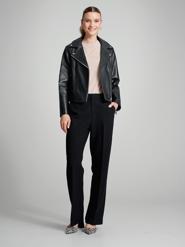 Jane bikerjakke 7505511_CAB-DONNA-A23-Modell-Front_chn=match_8218_Jane bikerjakke CAB_Jane bikerjakke CAB 7505511.jpg_Front||Front