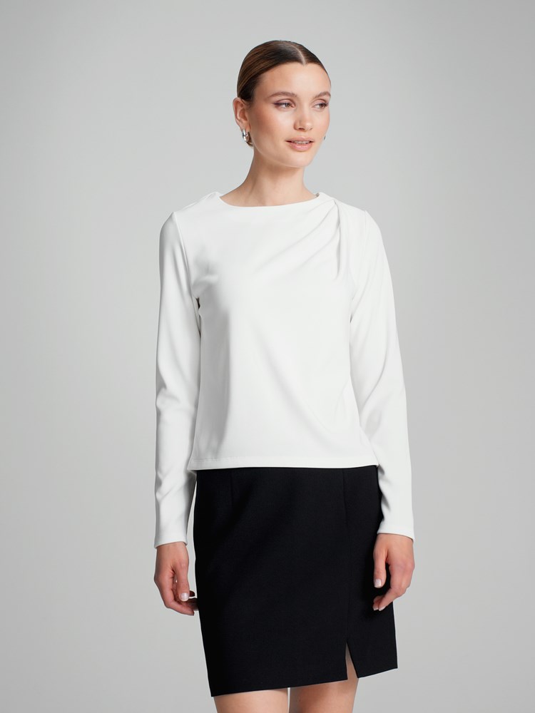 Maise topp 7505538_O68-DONNA-A23-Modell-Front_chn=match_8685_Maise topp O68_Maise topp O68 7505538.jpg_Front||Front