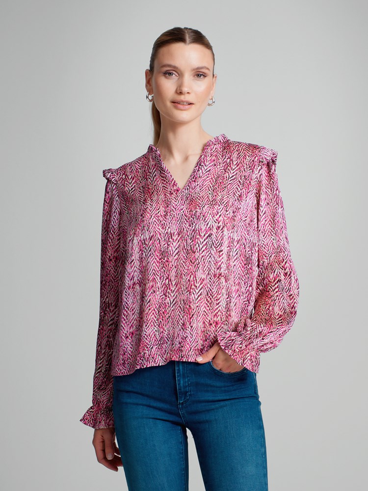 Mila bluse 7505544_MWH-VAVITE-A23-Modell-Front_chn=match_4671_Mila bluse MWH_Mila bluse MWH 7505544.jpg_Front||Front