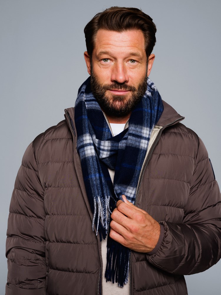 Shaun rutete ullskjerf 7505605_EMU-REDFORD-A23-Modell-Front_chn=match_9440.jpg_Front||Front