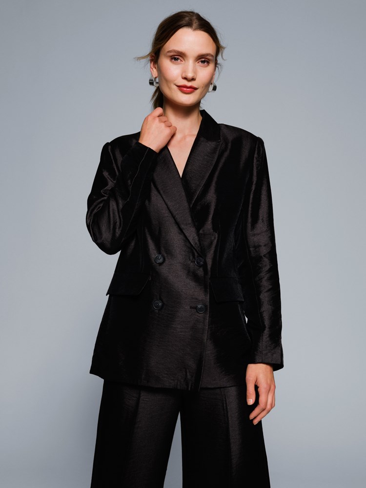 Uma blazer 7505757_CAB-DONNA-W23-Modell-Front_chn=match_6554_Uma blazer CAB_7505757 CAB_Uma blazer CAB 7505757.jpg_Front||Front