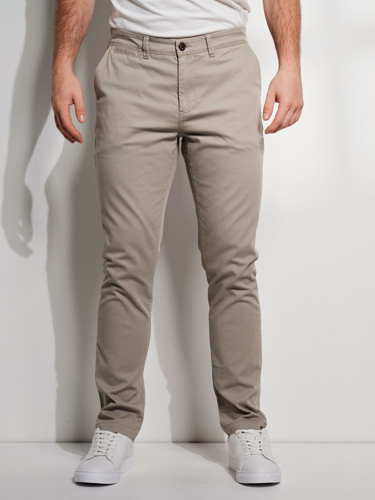 Christer chinos 7505828_I5W-REDFORD-S24-Modell-Front_chn=match_2654_Christer chinos I5W 7505828.jpg_Front||Front