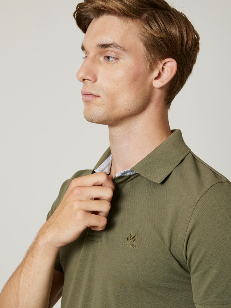 Mitch pique 7505919_GMR-JEANPAUL-S24-Modell-Front_3927_Mitch pique GMR 7505919.jpg_Front||Front