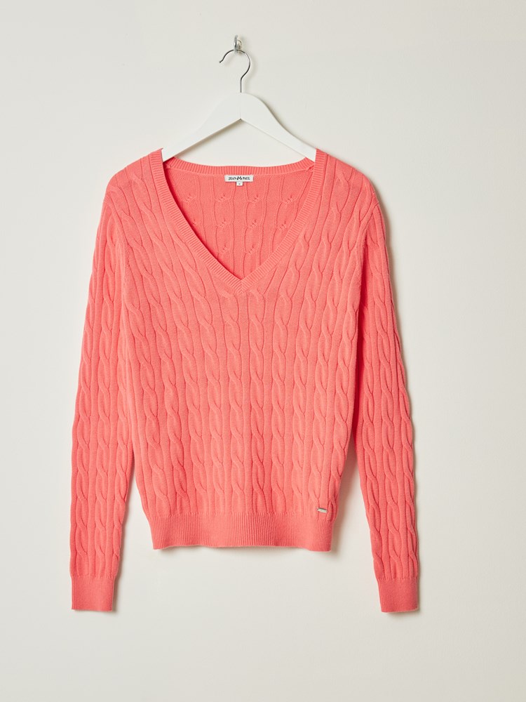 Iselin v-neck kabelgenser 7505952_MQN-JEANPAUL-S24-Front_2956_Iselin v-neck kabelgenser MQN_Iselin v-neck genser 7505952_Iselin v-neck kabelgenser MQN 7505952.jpg_Front||Front