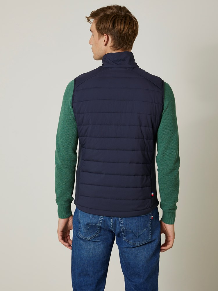 Elo vest 7505973_EM6-JEANPAUL-S24-Modell-Front_2051_Elo vest EM6 7505973.jpg_Front||Front