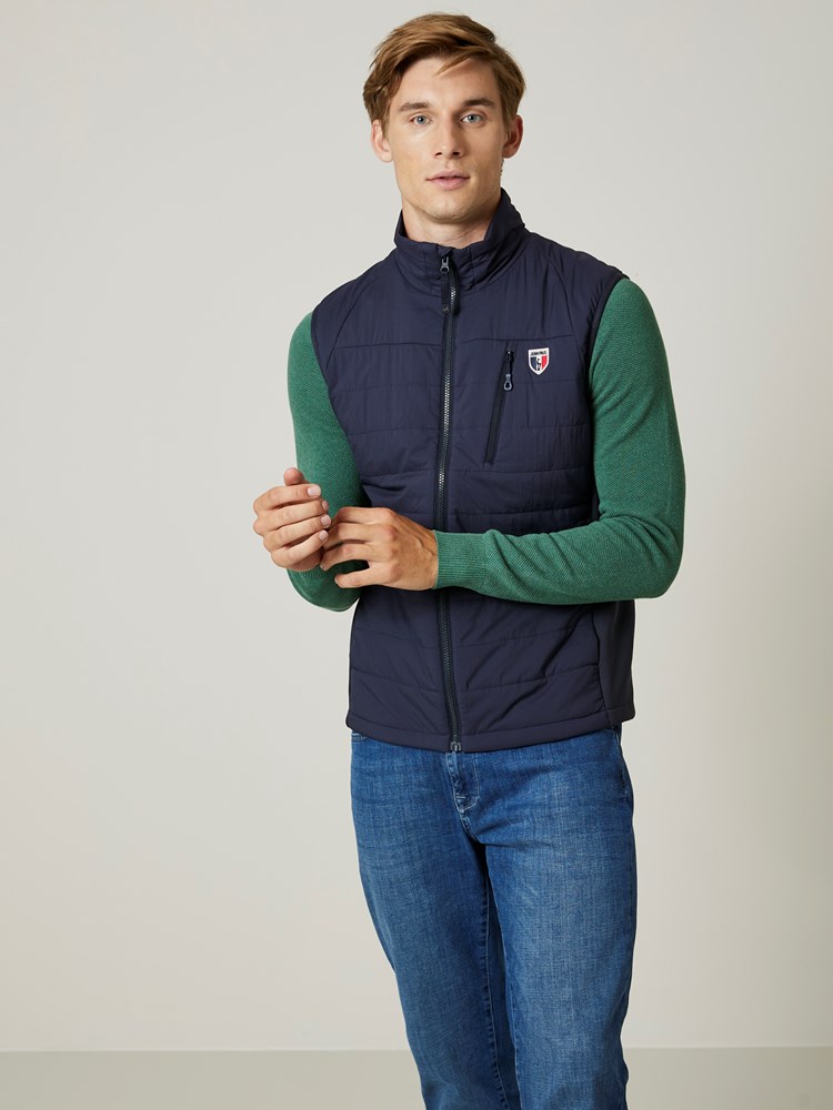 Elo vest 7505973_EM6-JEANPAUL-S24-Modell-Front_4615_Elo vest EM6 7505973.jpg_Front||Front