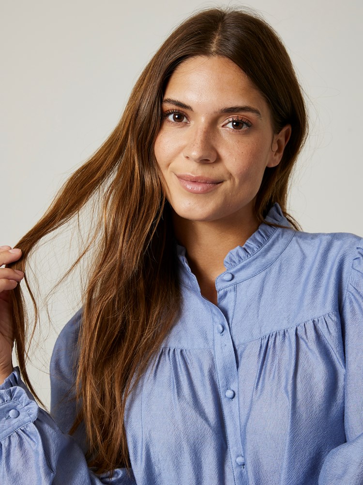 Petrine bluse 7506074_ECD-JEANPAUL-S24-Modell-Front_4479_Petrine bluse ECD_Petrine bluse ECD 7506074.jpg_Front||Front