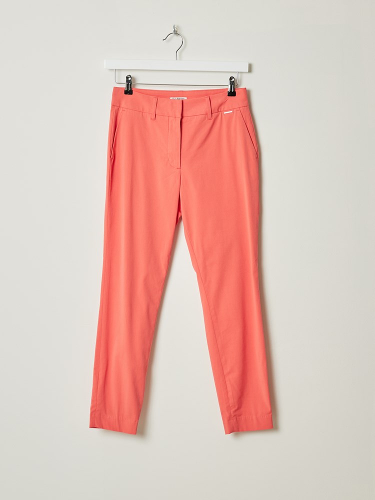 Caroline chino 7506096_MQN-JEANPAUL-S24-Front_8343_Caroline chino MQN_Caroline chino MQN 7507995.jpg_