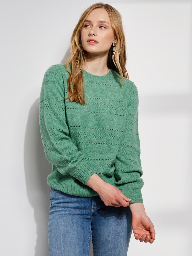 Iris pointelle genser 7506127_GJE-VAVITE-S24-Modell-Front_chn=match_484_Iris pointelle genser GJE 7506127.jpg_Front||Front