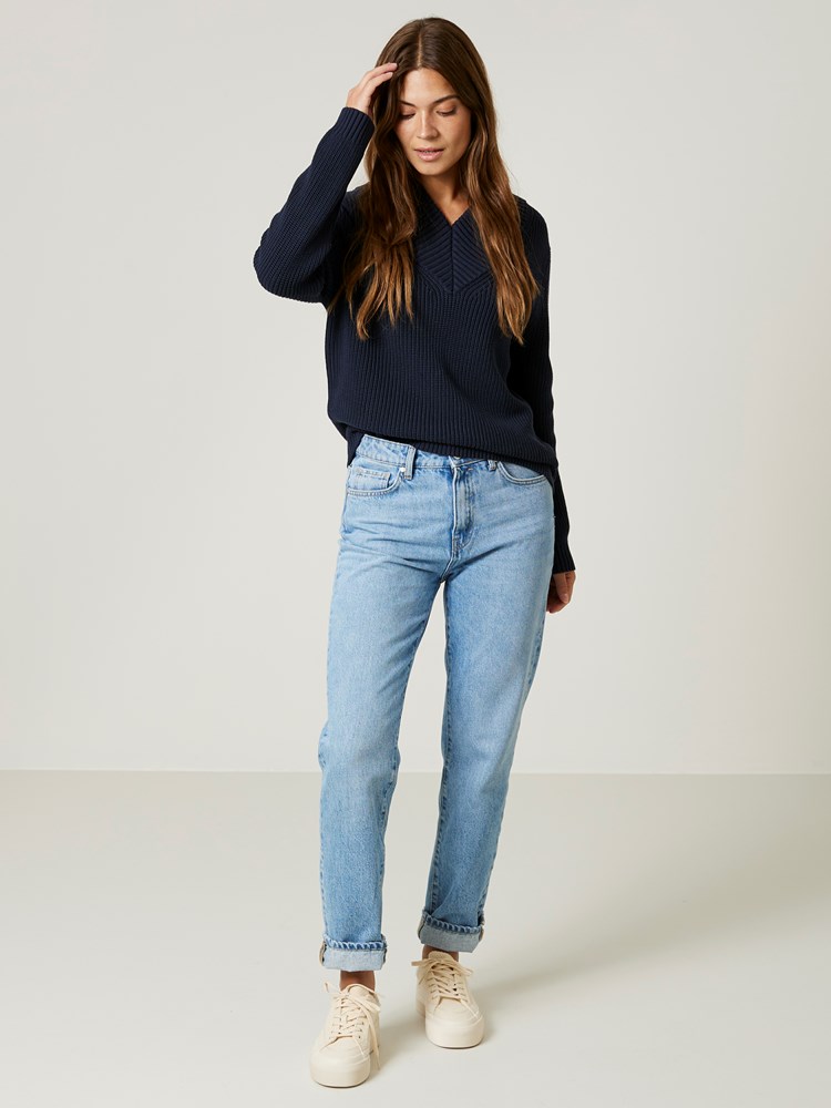 Olina genser 7506145_EM6-JEANPAUL-S24-Modell-Front_4161_Olina genser EM6_Olina genser EM6 7506145.jpg_Front||Front