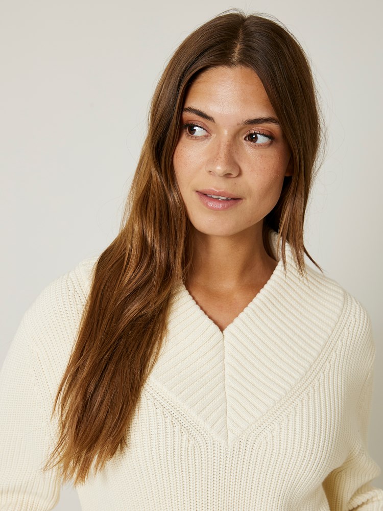 Olina genser 7506145_O63-JEANPAUL-S24-Modell-Front_4464_Olina genser O63_Olina genser O63 7506145.jpg_Front||Front