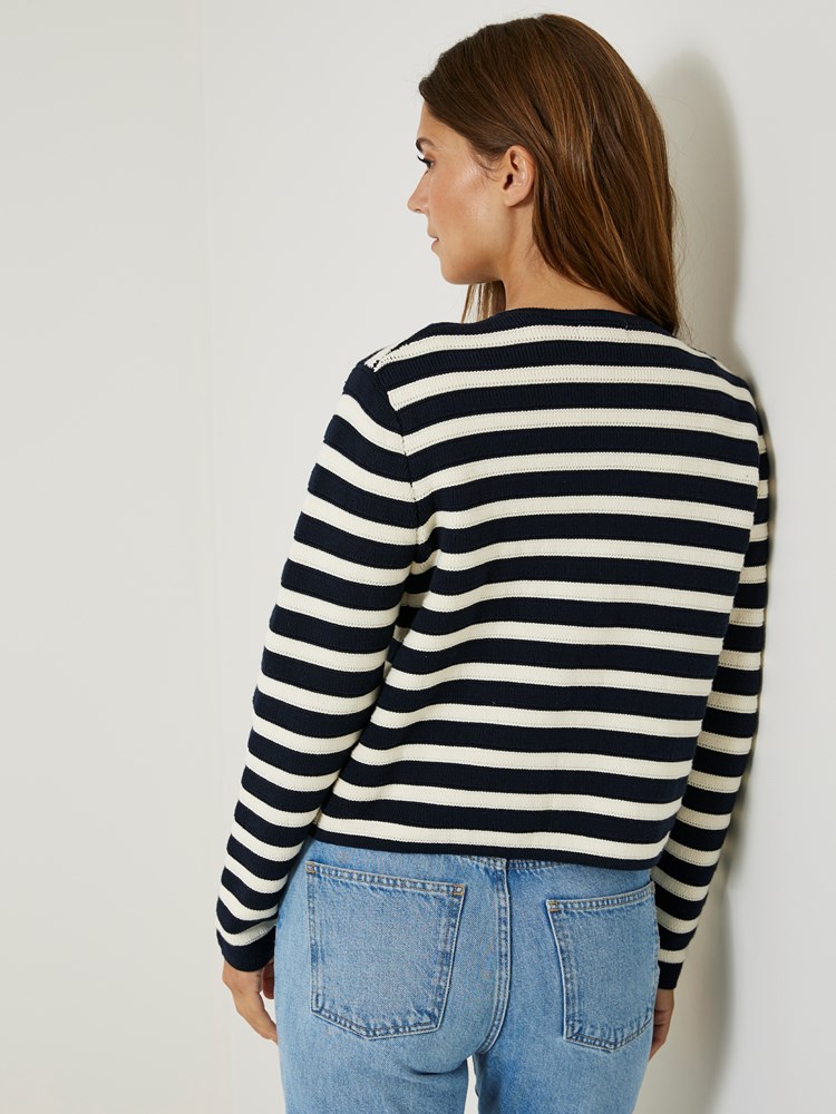 Simona cardigan 7506146_EM6-JEANPAUL-S24-Modell-Front_1912_Simona cardigan EM6_Simona cardigan EM6 7506146.jpg_Front||Front