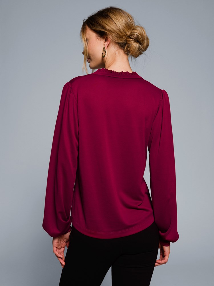 Valensia topp 7506290_MWQ-MARIEPHILIPPE-W23-Modell-Back_chn=match_5053_Valensia topp MWQ_Valensia topp MWQ 7506290.jpg_Back||Back