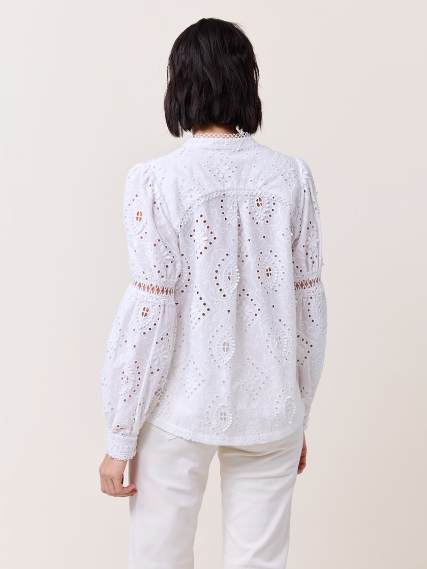 7506374 O68 7506374_O68-MARIEPHILIPPE-S25-Modell-Back_chn=match_9783_Harper blondeskjorte O68_Harper blondeskjorte O68 7506374.jpg_Back