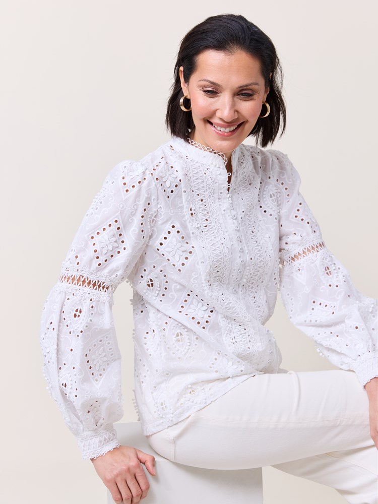 Harper blondeskjorte 7506374_O68-MARIEPHILIPPE-S25-Modell-Front_chn=match_4557_Harper blondeskjorte O68_Harper blondeskjorte O68 7506374.jpg_Front