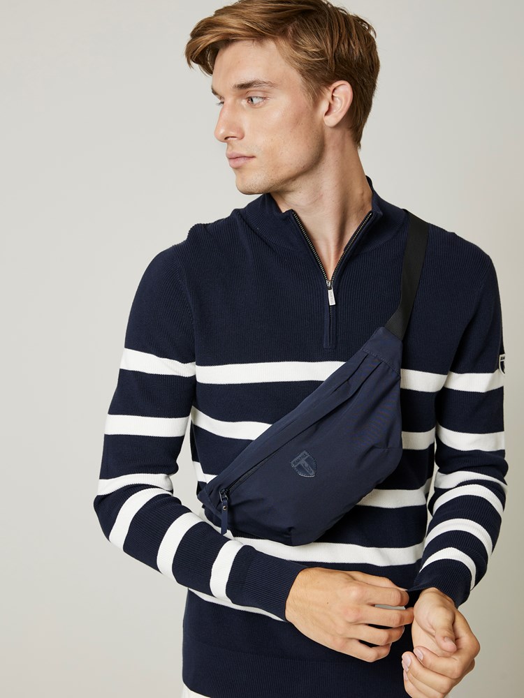Valentin skulderveske 7506407_Jean Paul_Valentin Skulerveske_S24_Modell (2)_Valentin skulderveske EM6 7506407.jpg_