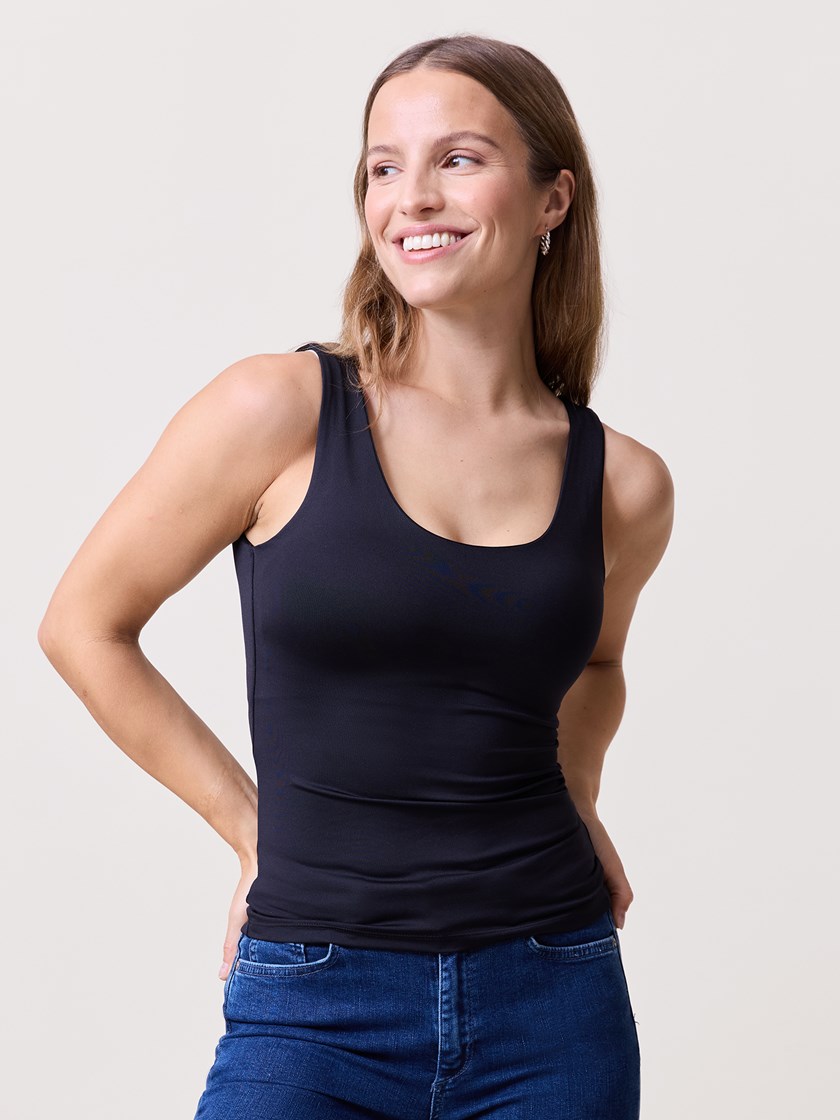 7506434 CAB 7506434_CAB-VAVITE-NOS-Modell-Front_chn=match_4854_Helena singlet CAB.jpg_Front||Front