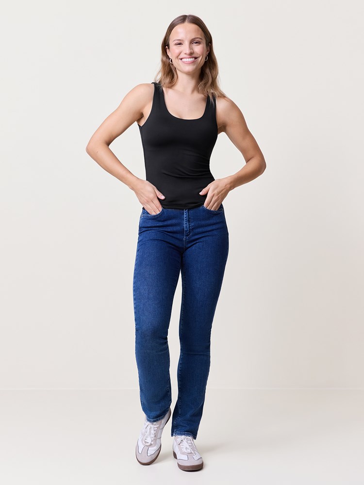 Helena singlet 7506434_CAB-VAVITE-NOS-Modell-Front_chn=match_4906_sort_ID2_Helena singlet ID2.jpg_