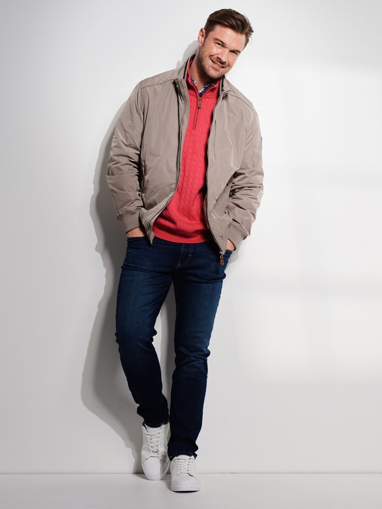 Harrington jakke 7506706_AM3-REDFORD-S24-Modell-Front_chn=match_2432_Harrington jakke AM3 7506706.jpg_Front||Front