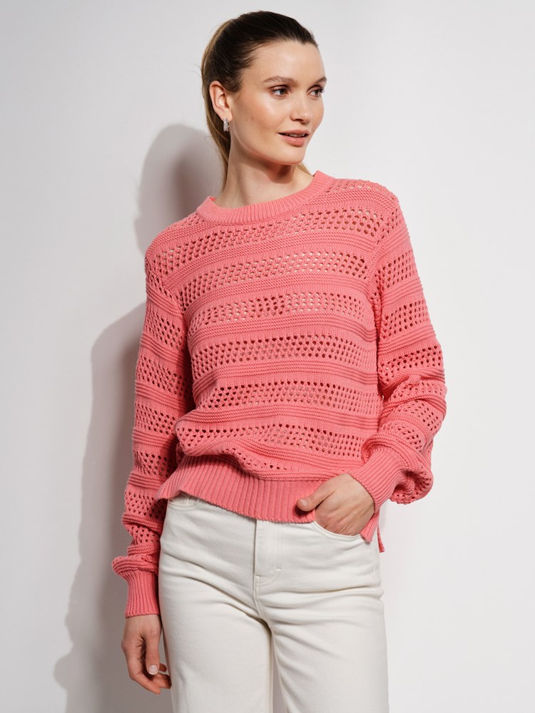 Rosalie genser 7506800_MQL-VAVITE-S24-Modell-Front_chn=match_9596_Rosalie genser MQL_Rosalie genser MQL 7506800.jpg_Front