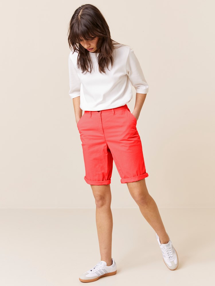 Cerise shorts 7506921_MNK_Jean Paul_Cerise Shorts_H24_rød_Cerise shorts MTA 7511161.jpg_