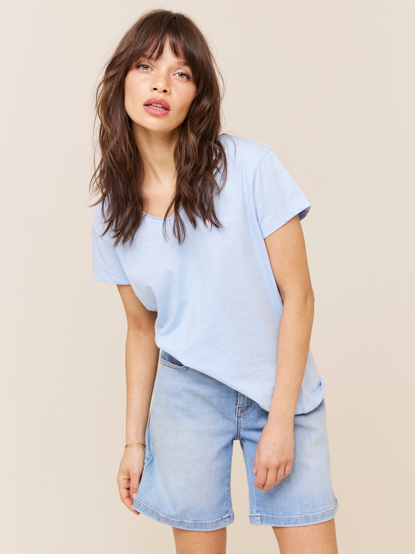 7511209 EN3 7507122-JEANPAUL-Agmais t-shirt-H24-Modell-Front (4)_EN3_Agnais t-skjorte EN3.jpg_
