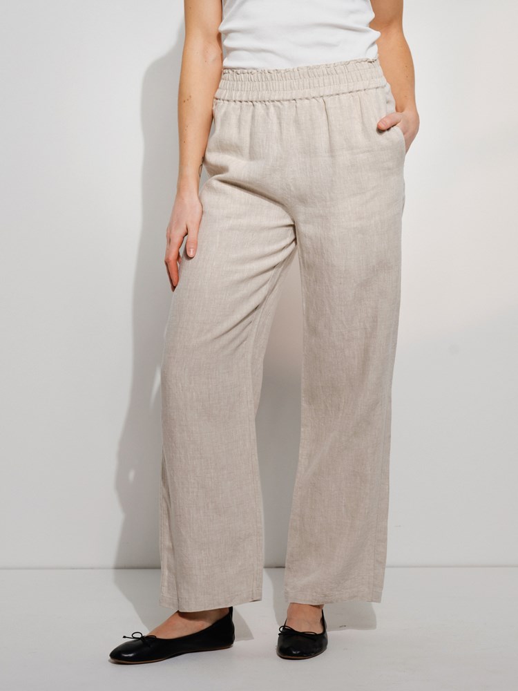 Diondra linbukse 7507522_I2X-DONNA-H24-Modell-Front_chn=match_9914_Diondra linbukse I2X_Diondra linbukse I2X 7507522.jpg_Front