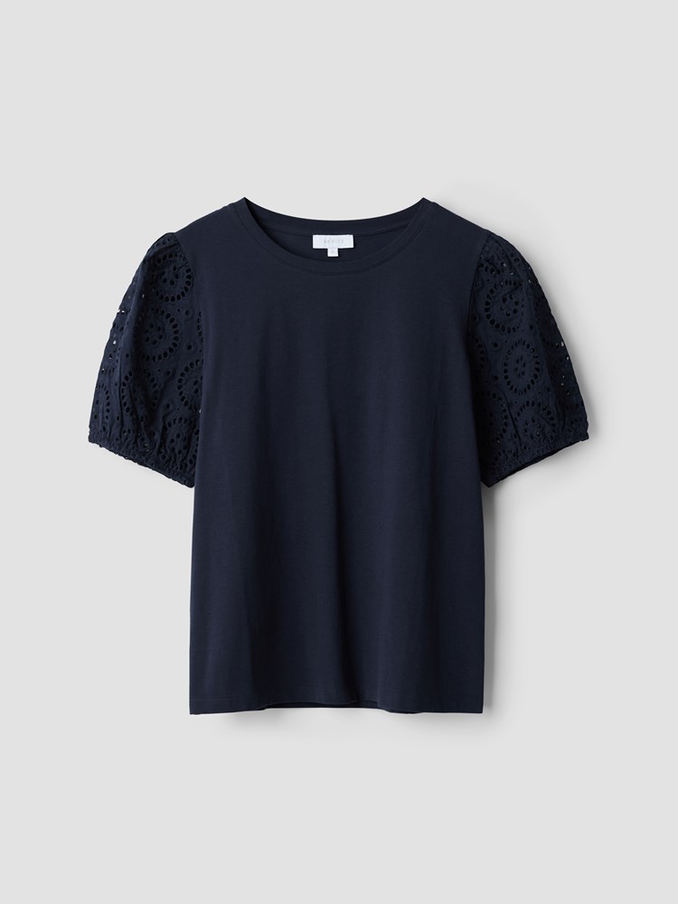 Nina t-skjorte 7507568_EM1-VAVITE-H24-Front_8165_Nina t-skjorte EM1_Nina t-skjorte EM1 7507568.jpg_Front||Front