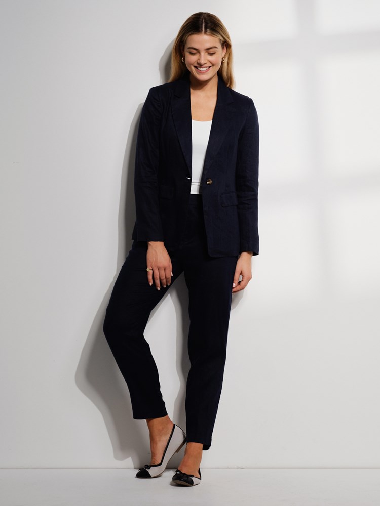 Meghan linblazer 7507608_EM6-MARIEPHILIPPE-S24-Modell-Front_chn=match_4488_Meghan linblazer EM6_Meghan linblazer EM6 7507608.jpg_Front
