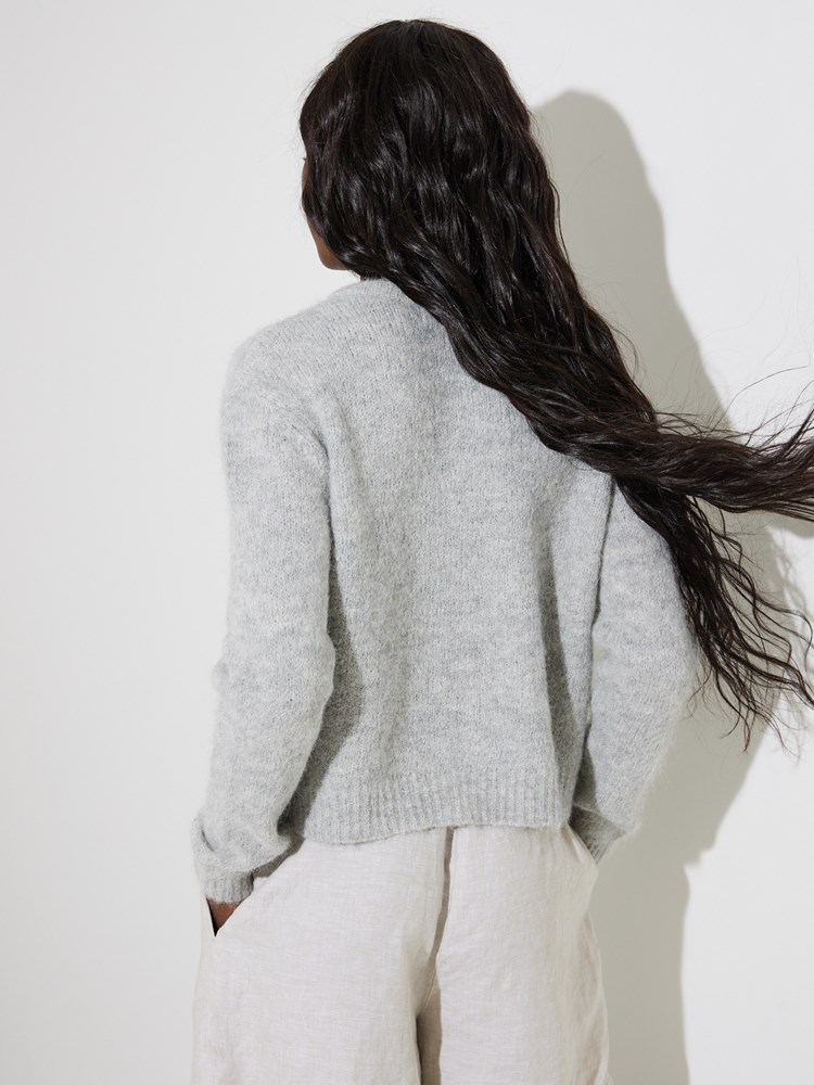 Gina cardigan 7507793_I3L_Jean Paul_Gina Cardigan_PreFall24 (2)_Gina cardigan I3L 7507793.jpg_