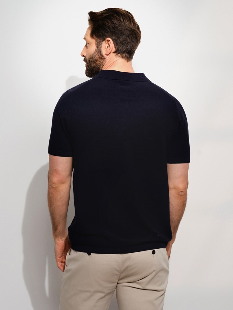 Bari strikket polo 7507848_EGG-MARIOCONTI-H24-Modell-Back_chn=match_7196_Bari strikket polo EGG 7507848.jpg_Back||Back