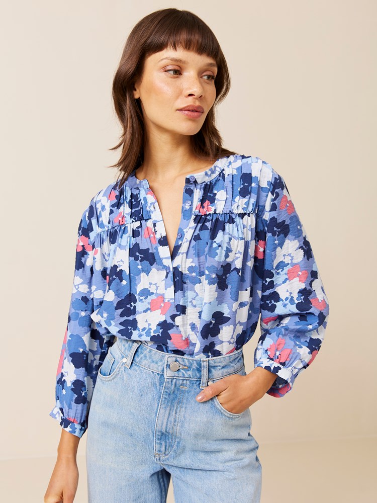 Marin bluse 7507890_EGV-JEANPAUL-A24-Front_2664_Marin bluse_Marin bluse EGV 7507890.jpg_Front||Front