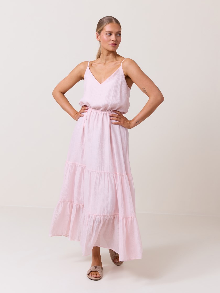 7507926 MGR 7507926_MGR-DONNA-H25-Modell-Front_chn=match_5529_Evelyn kjole MGR.jpg_Front||Front