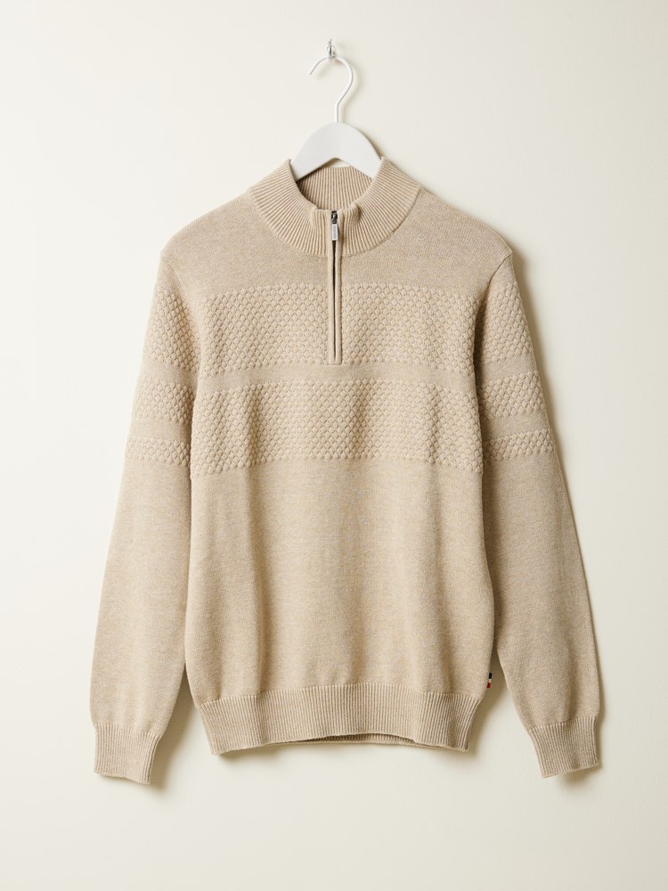 Pascal zipneck 7508008_AEI-JEANPAUL-A24-Front_2453_Pascal zipneck I4C_Pascal zipneck I4C 7508008.jpg_